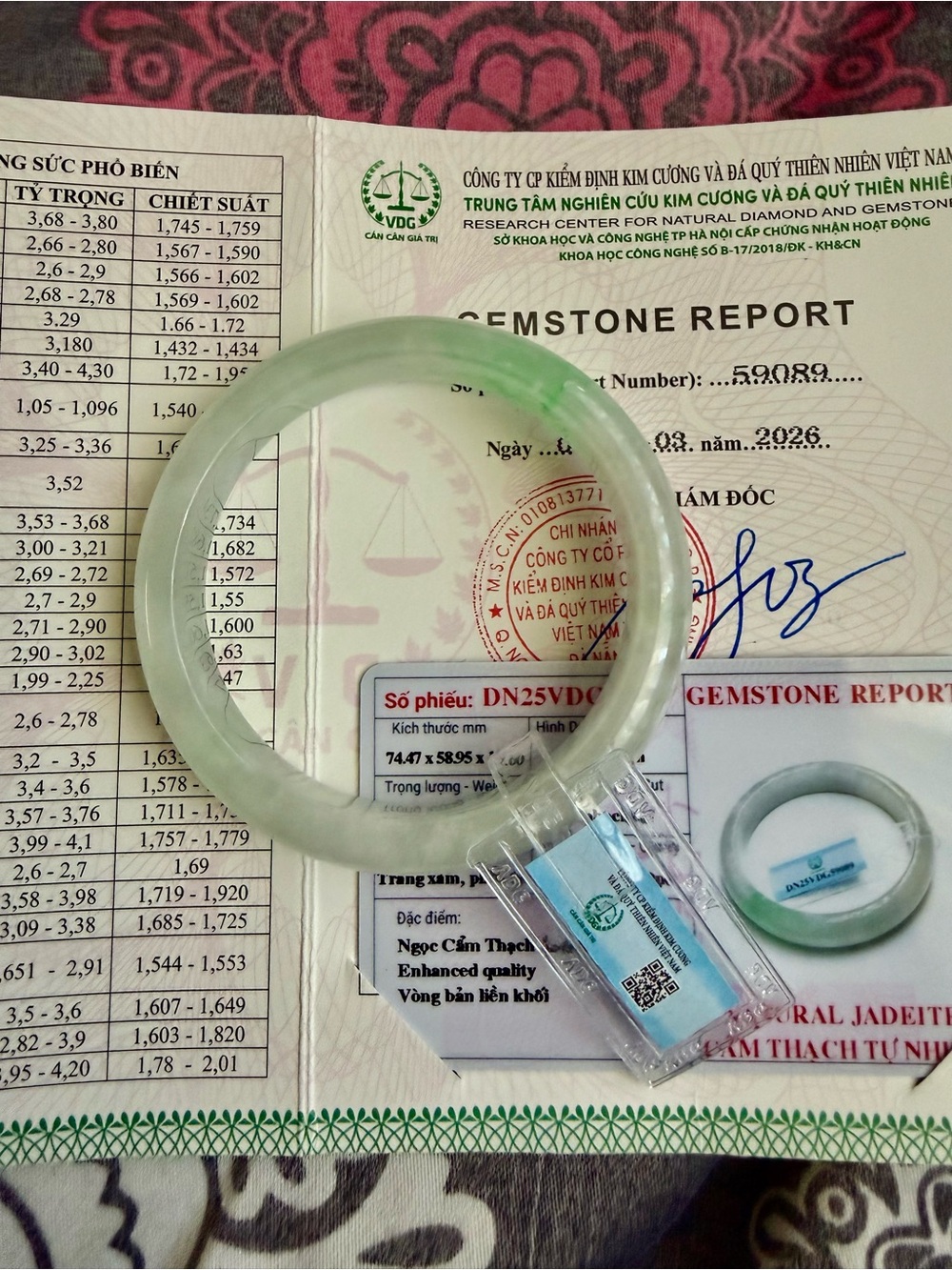 Natural Light Green Jade Bangle Bracelet
